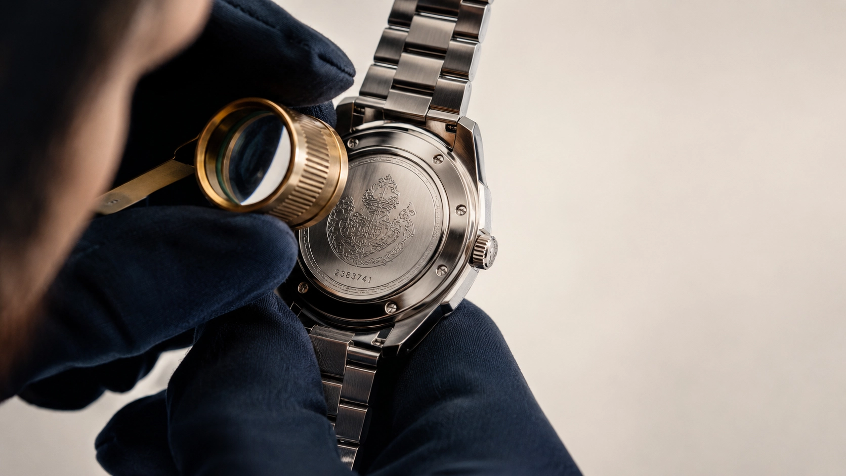 How to Verify an Authentic Gucci Watch: The Dealer's Checklist
